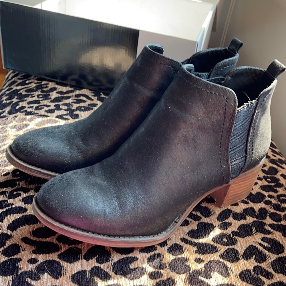 Black low heel booties